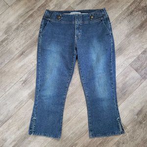 Levi's Signature Faded Front Slit Ankle Capri Jeans 6